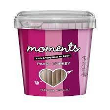 MOMENTS DOG
